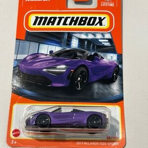 Matchbox Purple 2019 McLaren 720S Spider Toy Car
